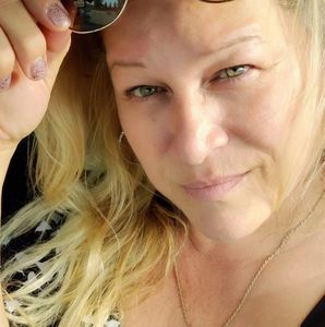 Meet your Posher, Stacy